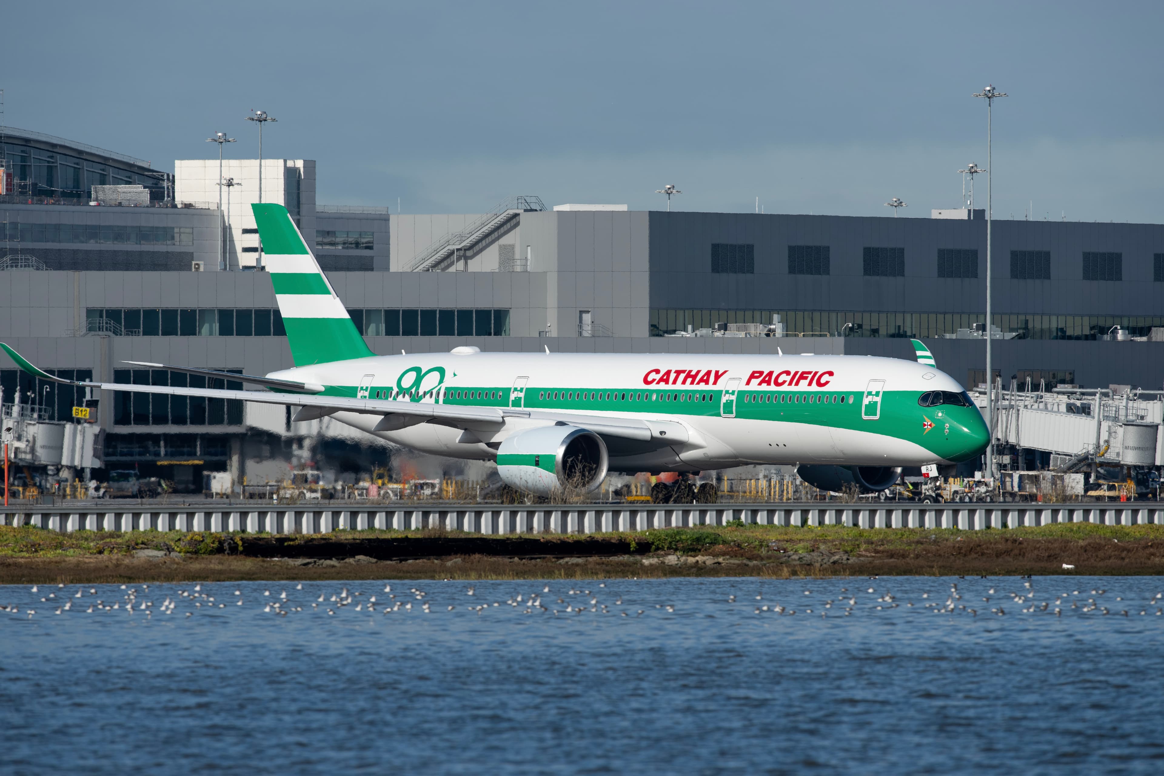Cathay Pacific A350 Retro Green | Jan 7, 2026